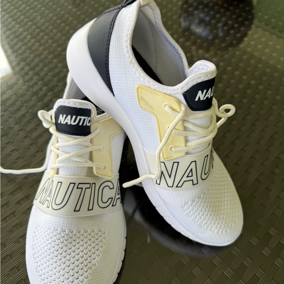 Nautica Anokin Cream / White Athletic Shoes SZ 8 - Picture 3 of 12